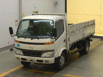 Hino DUTRO  с аукциона в Японии