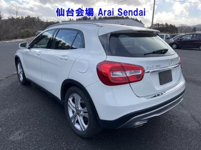 Mercedes-Benz GLA CLASS