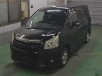 Toyota NOAH лот № 3 оценка 3.5  с аукциона в Японии 5