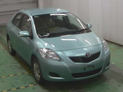 Toyota BELTA  с аукциона в Японии