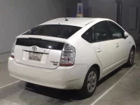 Toyota PRIUS лот № 3008 оценка R  с аукциона в Японии 1