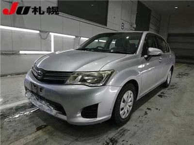 Toyota COROLLA AXIO  с аукциона в Японии