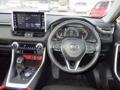 Toyota RAV4  с аукциона в Японии