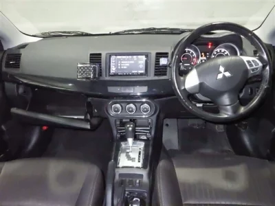 Mitsubishi GALANT FORTIS