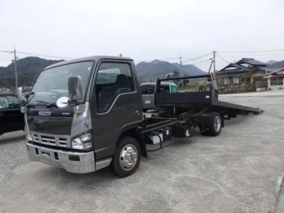 Isuzu ELF  с аукциона в Японии
