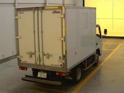 Mitsubishi CANTER  с аукциона в Японии