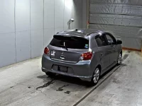 Mitsubishi MIRAGE лот № 2043 оценка 4  с аукциона в Японии 4