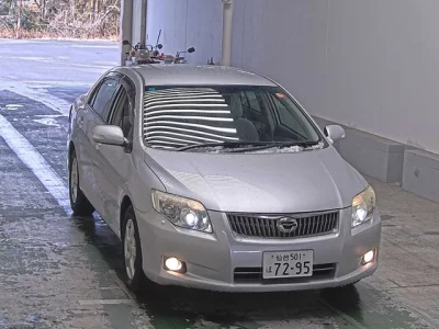 Toyota COROLLA AXIO  с аукциона в Японии