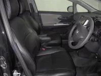 Toyota WISH лот № 121 оценка 3  с аукциона в Японии 2