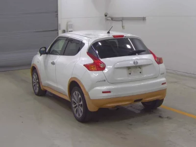 Nissan JUKE  с аукциона в Японии