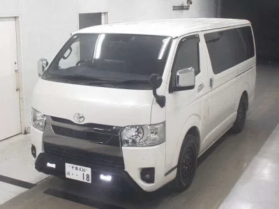 Toyota HIACE VAN
