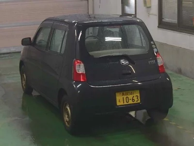 Daihatsu Esse