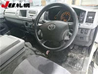 Toyota HIACE лот № 1504 оценка 2  с аукциона в Японии 2
