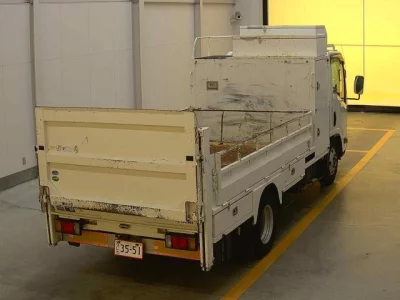 Mazda TITAN  с аукциона в Японии