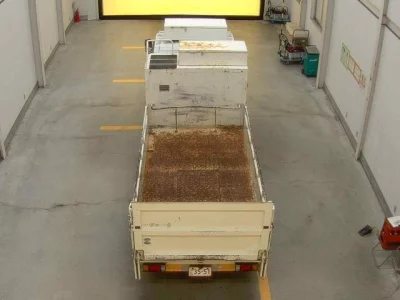 Mazda TITAN  с аукциона в Японии