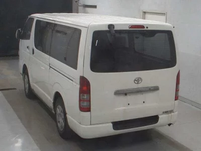 Toyota HIACE VAN  с аукциона в Японии