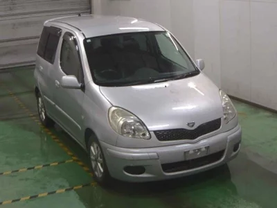 Toyota FUNCARGO  с аукциона в Японии