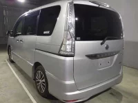 Nissan SERENA лот № 3082 оценка 3  с аукциона в Японии 3
