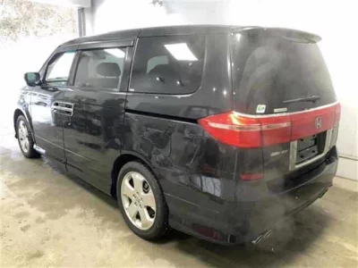 Honda ELYSION  с аукциона в Японии