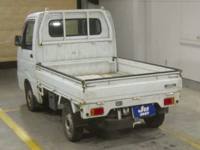 Suzuki CARRY TRUCK  с аукциона в Японии
