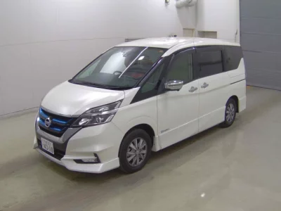 Nissan SERENA  с аукциона в Японии