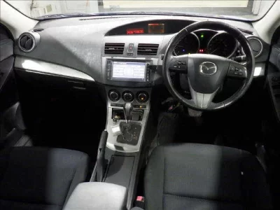 Mazda AXELA  с аукциона в Японии