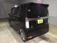 Honda N BOX лот № 3093 оценка 4  с аукциона в Японии 3