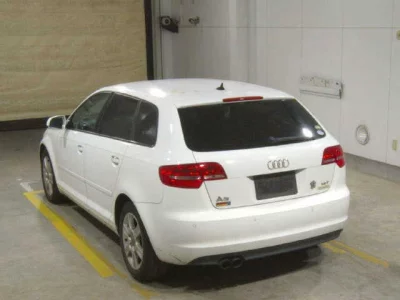 Audi A3  с аукциона в Японии