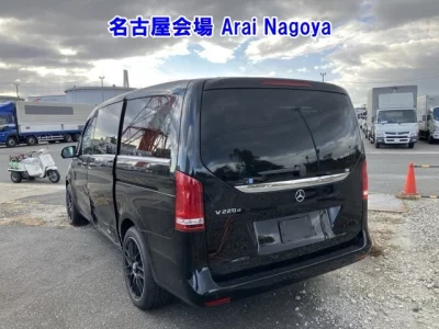 Mercedes-Benz V CLASS