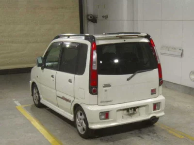 Daihatsu MOVE  с аукциона в Японии