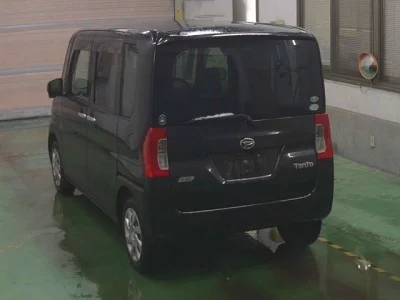 Daihatsu TANTO  с аукциона в Японии