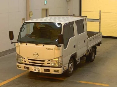Mazda TITAN  с аукциона в Японии