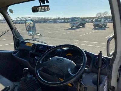 Hino DUTRO  с аукциона в Японии