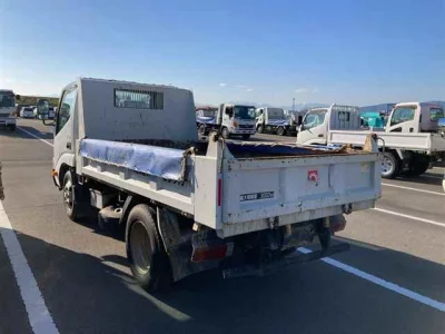 Hino DUTRO  с аукциона в Японии