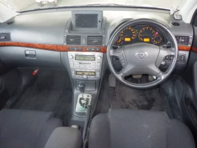 Toyota AVENSIS SEDAN