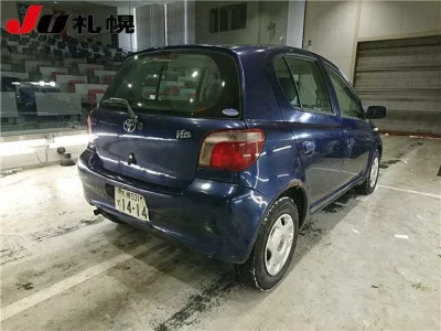 Toyota VITZ  с аукциона в Японии