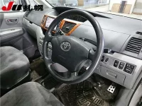 Toyota NOAH лот № 1533 оценка R  с аукциона в Японии 2