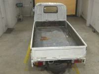 Mazda TITAN лот № 4088 оценка 3  с аукциона в Японии 5