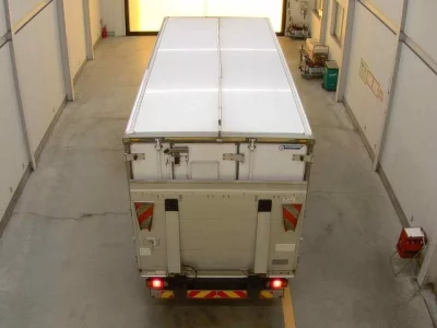 Isuzu ELF  с аукциона в Японии