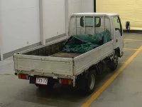 Isuzu ELF лот № 1247 оценка RC  с аукциона в Японии 1