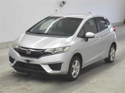 Honda FIT  с аукциона в Японии