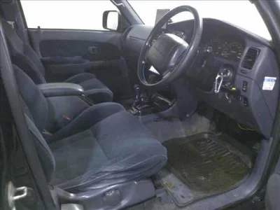 Toyota HILUX SURF  с аукциона в Японии