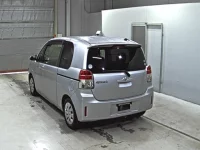 Toyota SPADE лот № 2148 оценка R  с аукциона в Японии 1