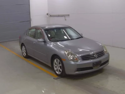 Nissan SKYLINE  с аукциона в Японии