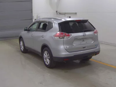 Nissan X-TRAIL  с аукциона в Японии