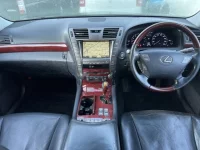 Lexus LS лот № 6168 оценка 3  с аукциона в Японии 3