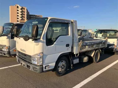 Isuzu ELF  с аукциона в Японии