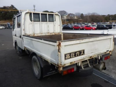 Mitsubishi CANTER  с аукциона в Японии
