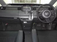 Honda STEP WAGON лот № 158 оценка 3  с аукциона в Японии 5