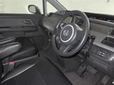 Honda STEP WAGON  с аукциона в Японии